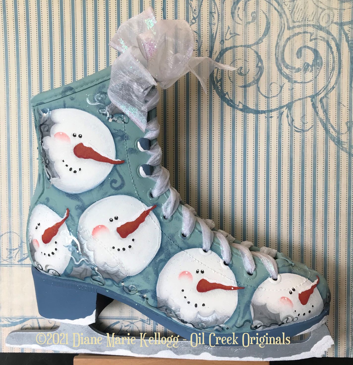 Blue Christmas Skate - Product Image